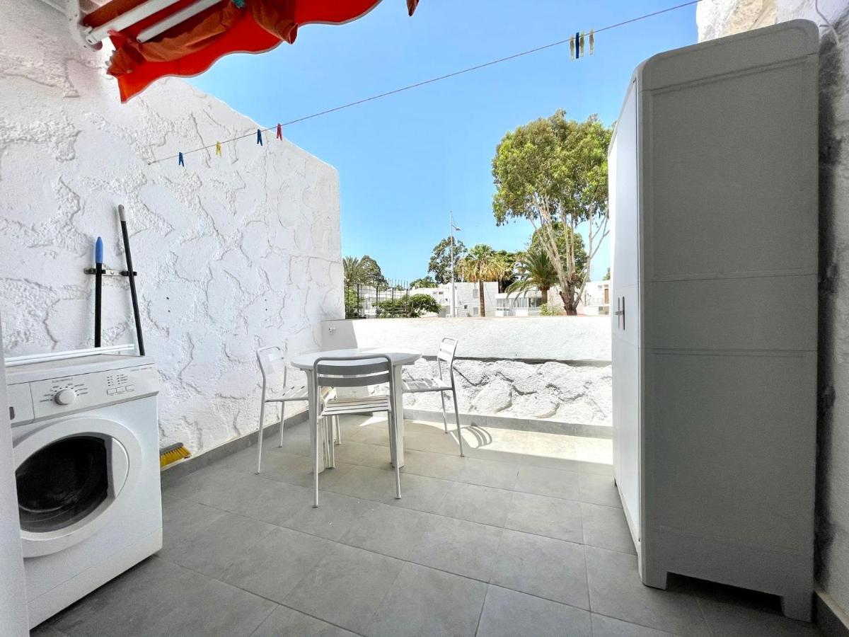 Cozy Apartment With Wifi,Pool, Near The Beach In Tenerife Sur Costa del Silencio Exterior foto