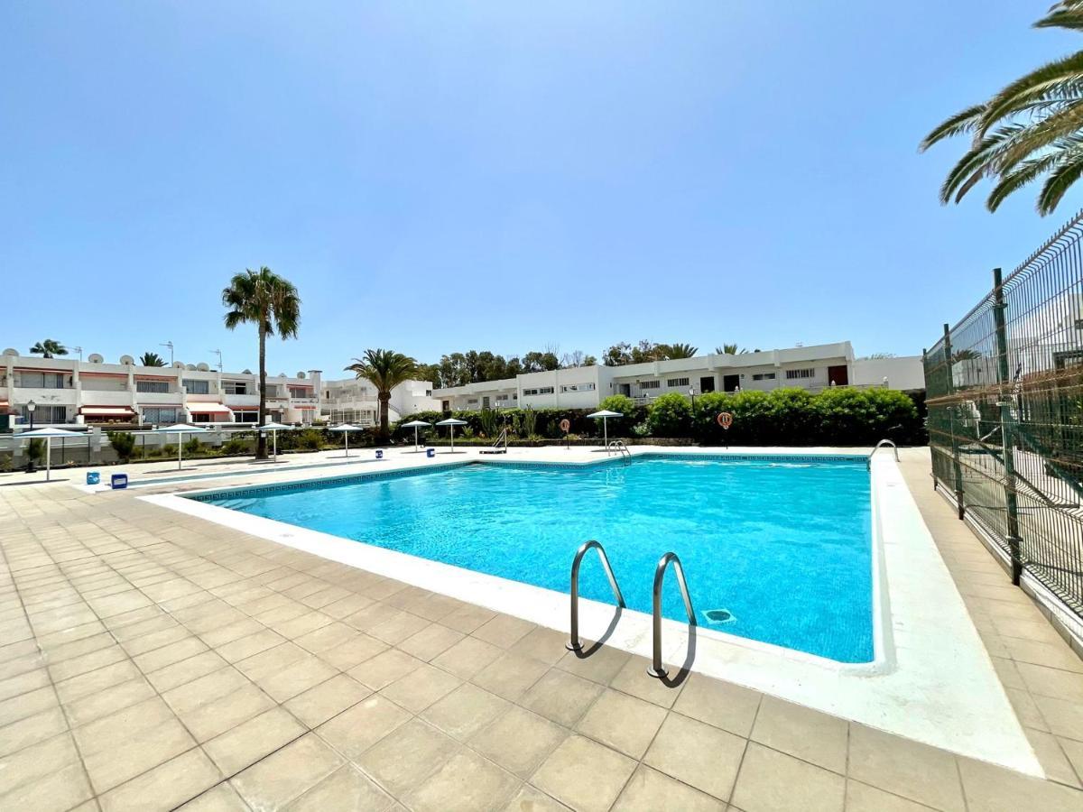 Cozy Apartment With Wifi,Pool, Near The Beach In Tenerife Sur Costa del Silencio Exterior foto