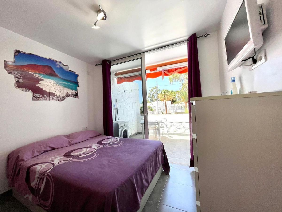 Cozy Apartment With Wifi,Pool, Near The Beach In Tenerife Sur Costa del Silencio Exterior foto