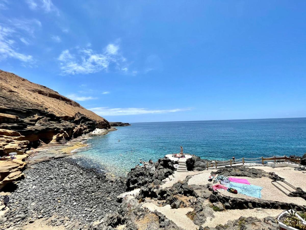 Cozy Apartment With Wifi,Pool, Near The Beach In Tenerife Sur Costa del Silencio Exterior foto